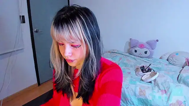 Snapshot of Akane-Mou chatting on December 16, 2024, 6:53 am Akane-Mou online show from December 16, 2024, 6:53 am