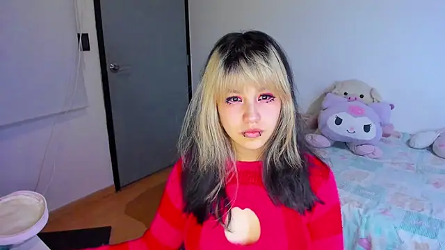 Snapshot of Akane-Mou chatting on December 21, 2024, 11:02 pm Akane-Mou online show from December 21, 2024, 11:02 pm