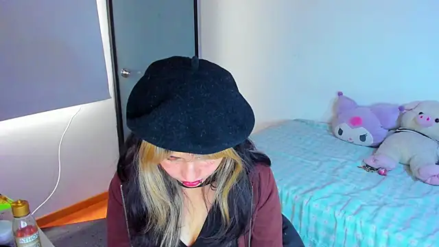 Snapshot of Akane-Mou chatting on January 18, 2025, 6:32 pm Akane-Mou online show from January 18, 2025, 6:32 pm