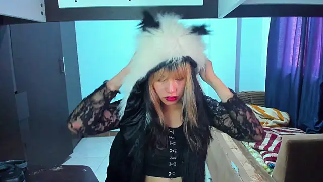 Snapshot of Akane-Mou chatting on January 25, 2025, 2:47 pm Akane-Mou online show from January 25, 2025, 2:47 pm