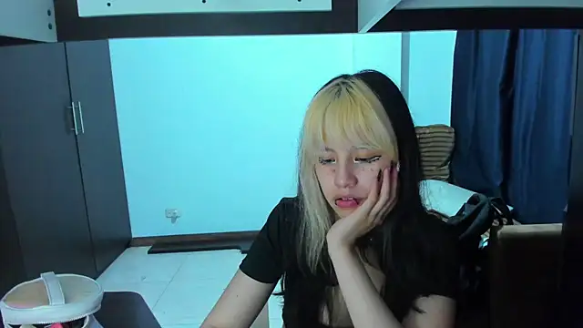 Snapshot of Akane-Mou chatting on February 23, 2025, 8:06 am Akane-Mou online show from February 23, 2025, 8:06 am