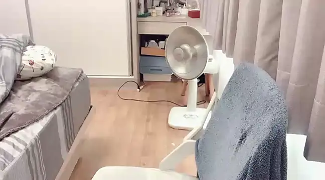 Snapshot of tw_yaya chatting on January 24, 2025, 4:59 am tw yaya online show from January 24, 2025, 4:59 am