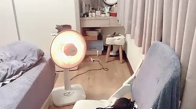 Snapshot of tw_yaya chatting on March 6, 2025, 1:35 pm tw yaya online show from March 6, 2025, 1:35 pm