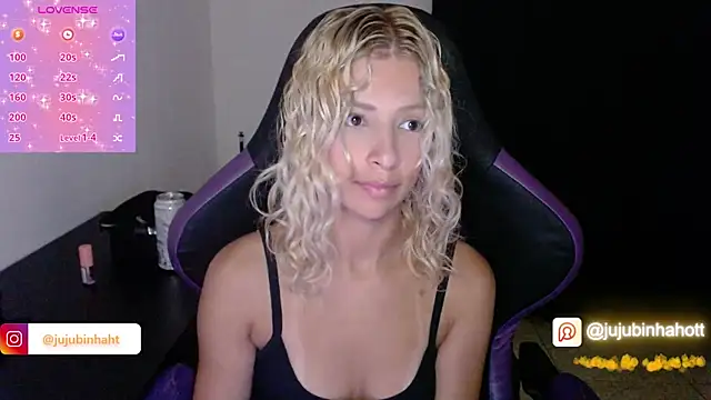 jujubinhahot online show from November 19, 2025, 12:21 am