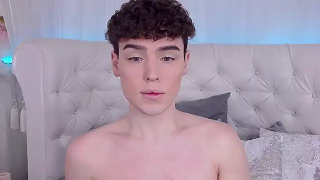 Snapshot of RobbyCharming chatting on November 8, 2025, 3:39 am RobbyCharming online show from November 8, 2025, 3:39 am