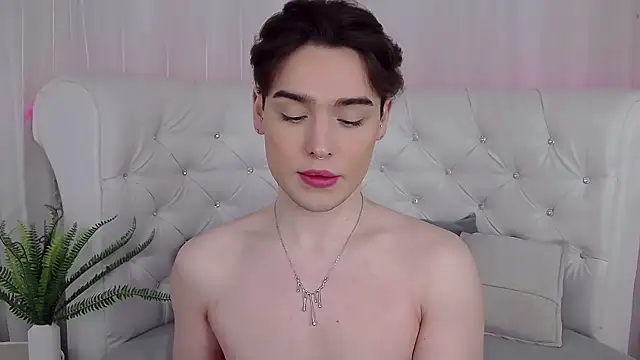 RobbyCharming online show from March 20, 2026, 4:28 am