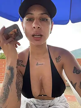 charlotte stevenss  online show from February 7, 2026, 12:42 pm