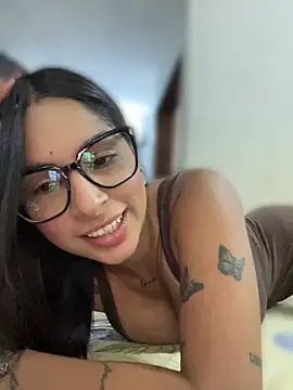 charlotte stevenss  online show from April 14, 2026, 1:39 pm