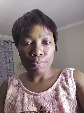 Snapshot of BELINDAXXXXX chatting on February 23, 2026, 1:36 am BELINDAXXXXX online show from February 23, 2026, 1:36 am