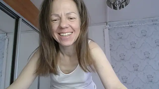 Snapshot of Popppka chatting on January 15, 2026, 12:21 pm Popppka online show from January 15, 2026, 12:21 pm