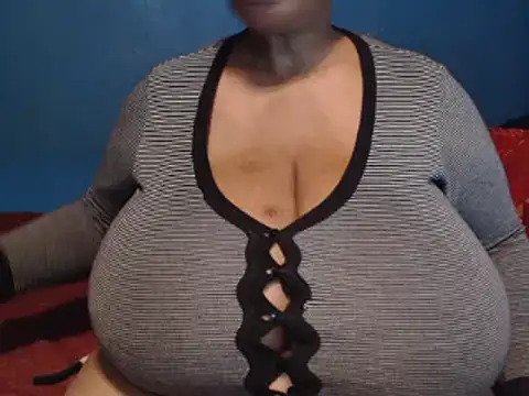 Snapshot of CUTEFIRMMELONSS chatting on February 13, 2025, 6:48 pm CUTEFIRMMELONSS online show from February 13, 2025, 6:48 pm