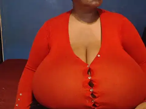 Snapshot of CUTEFIRMMELONSS chatting on February 19, 2025, 5:49 am CUTEFIRMMELONSS online show from February 19, 2025, 5:49 am