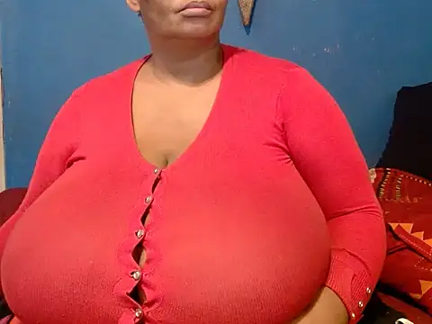 Snapshot of CUTEFIRMMELONSS chatting on March 19, 2025, 8:32 pm CUTEFIRMMELONSS online show from March 19, 2025, 8:32 pm