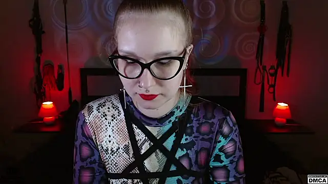 Amanita  Pantherina online show from December 4, 2024, 12:25 pm