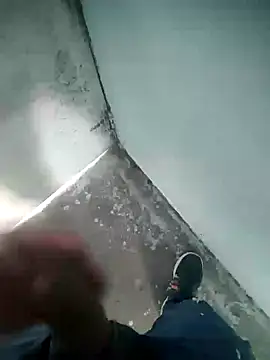 Snapshot of Deshilund9 chatting on December 9, 2024, 7:39 am Deshilund9 online show from December 9, 2024, 7:39 am