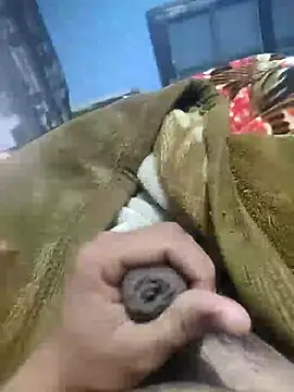 Snapshot of Deshilund9 chatting on December 15, 2024, 10:04 pm Deshilund9 online show from December 15, 2024, 10:04 pm