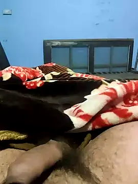 Snapshot of Deshilund9 chatting on January 14, 2025, 11:16 pm Deshilund9 online show from January 14, 2025, 11:16 pm