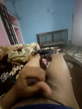 Snapshot of Deshilund9 chatting on March 23, 2025, 7:09 am Deshilund9 online show from March 23, 2025, 7:09 am