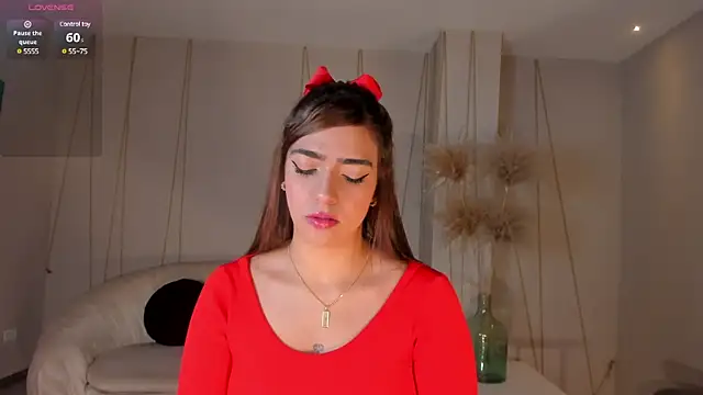 Snapshot of MariamRivera_ chatting on January 31, 2025, 3:52 am MariamRivera  online show from January 31, 2025, 3:52 am