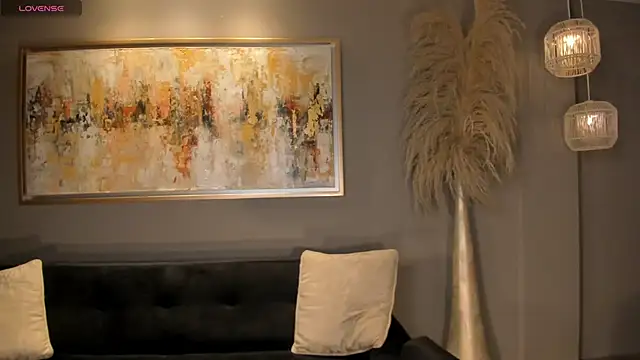 Snapshot of MariamRivera_ chatting on February 20, 2025, 9:55 am MariamRivera  online show from February 20, 2025, 9:55 am