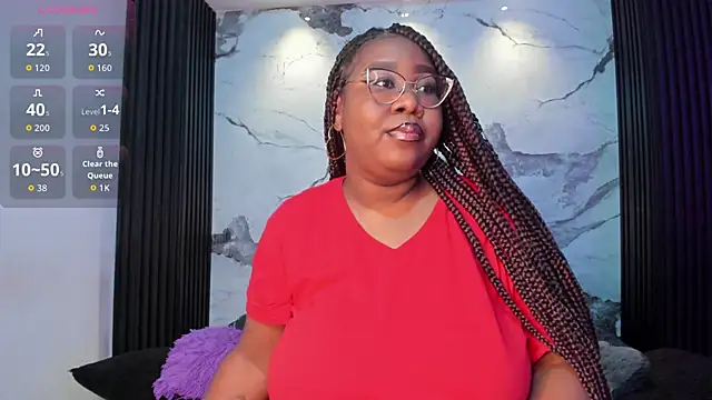 Darnellqueen online show from May 13, 2026, 5:05 am