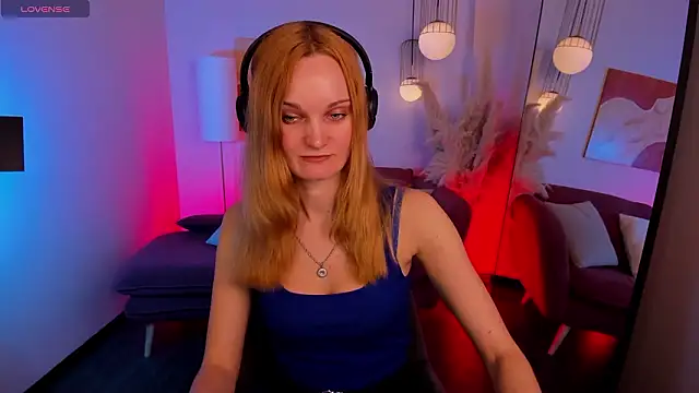 Snapshot of SaraSubtlety chatting on March 9, 2026, 1:15 pm SaraSubtlety online show from March 9, 2026, 1:15 pm