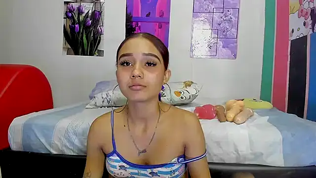 MarianaManzur online show from January 30, 2025, 11:13 pm