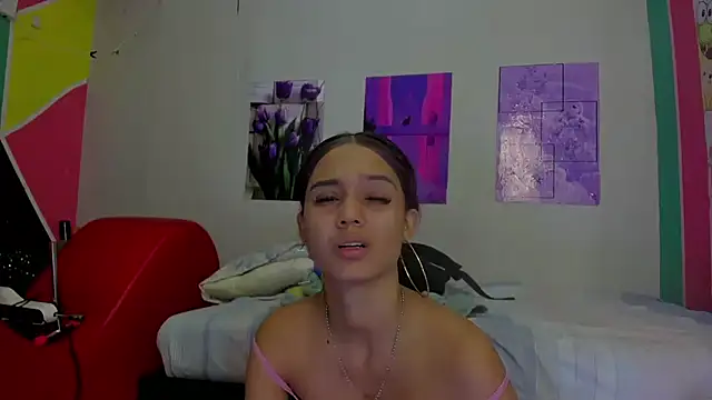 MarianaManzur online show from February 2, 2025, 2:02 pm