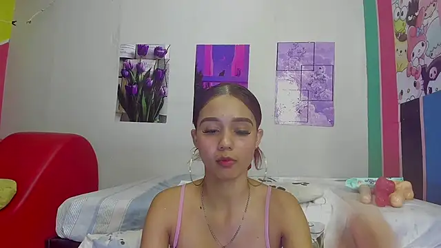 MarianaManzur online show from February 2, 2025, 8:19 pm