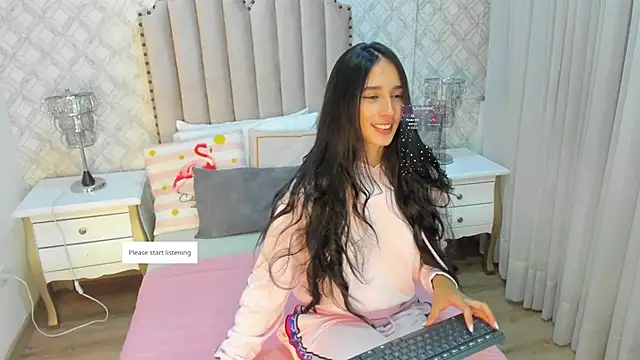 Snapshot of Valentina_Ross_ chatting on April 11, 2026, 2:27 am Valentina Ross online show from April 11, 2026, 2:27 am