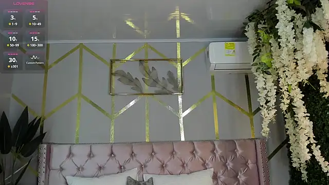 Snapshot of candy_beck chatting on February 8, 2025, 6:44 pm candy beck online show from February 8, 2025, 6:44 pm