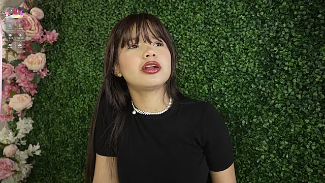 Snapshot of candy_beck chatting on April 11, 2026, 3:49 pm candy beck online show from April 11, 2026, 3:49 pm