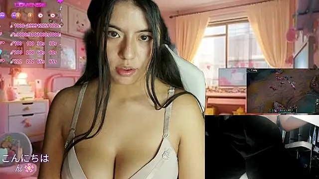 Snapshot of Hikikodoll__ chatting on January 23, 2025, 4:30 am Hikikodoll online show from January 23, 2025, 4:30 am