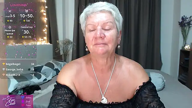 roxana brooks online show from May 5, 2026, 2:03 pm
