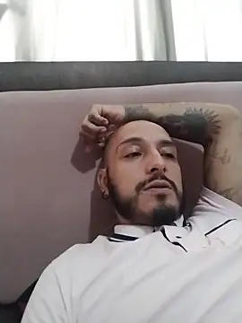 KenllyH online show from December 16, 2025, 10:04 pm