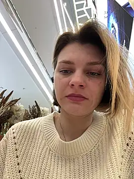 Snapshot of ValenciaShock chatting on February 19, 2026, 6:42 am ValenciaShock online show from February 19, 2026, 6:42 am