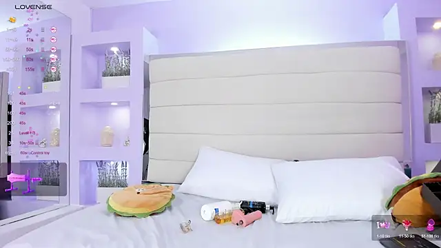 Snapshot of Isabella_Daniell chatting on January 16, 2026, 3:54 am Isabella Daniell online show from January 16, 2026, 3:54 am