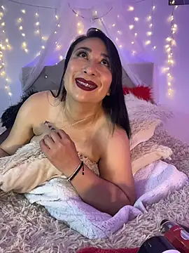 Snapshot of Karina_Yang chatting on November 27, 2025, 6:54 pm Karina Yang online show from November 27, 2025, 6:54 pm