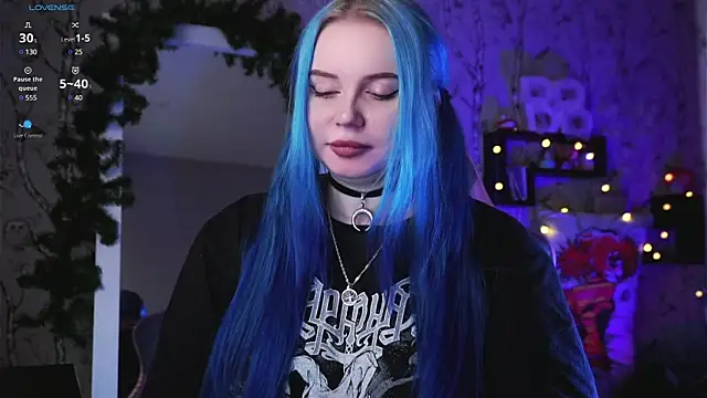 Moon Valkyrie online show from January 25, 2025, 4:45 am