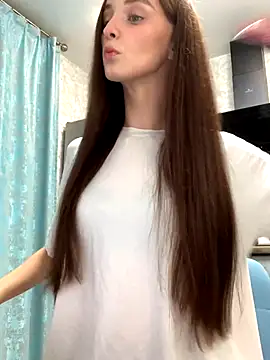 Snapshot of Silver_rains chatting on September 11, 2025, 8:20 pm Silver rains online show from September 11, 2025, 8:20 pm