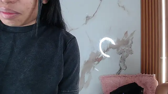 mary live online show from November 16, 2025, 12:44 pm