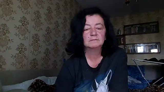 GypsiQueen2 online show from July 12, 2026, 6:26 am
