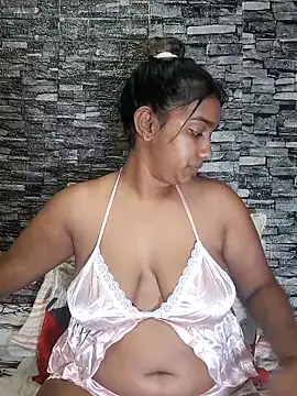 Snapshot of Xindias_fantasyX chatting on October 15, 2025, 7:14 pm Xindias fantasyX online show from October 15, 2025, 7:14 pm