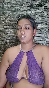 Snapshot of Xindias_fantasyX chatting on November 26, 2025, 5:58 pm Xindias fantasyX online show from November 26, 2025, 5:58 pm