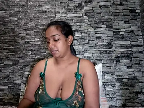 Xindias fantasyX online show from April 30, 2026, 6:25 pm
