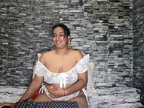 Xindias fantasyX online show from May 25, 2026, 6:47 pm