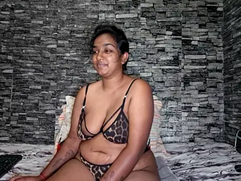 Xindias fantasyX online show from May 26, 2026, 6:37 pm