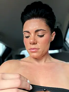 LukeLouHarvey online show from November 17, 2025, 3:12 am