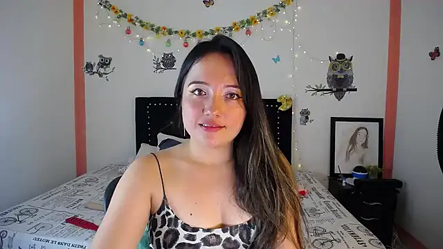 Snapshot of naughty_girl_4u chatting on December 18, 2024, 4:49 pm naughty girl 4u online show from December 18, 2024, 4:49 pm