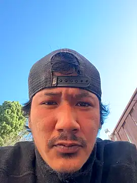 juniiorre online show from October 24, 2025, 11:06 am